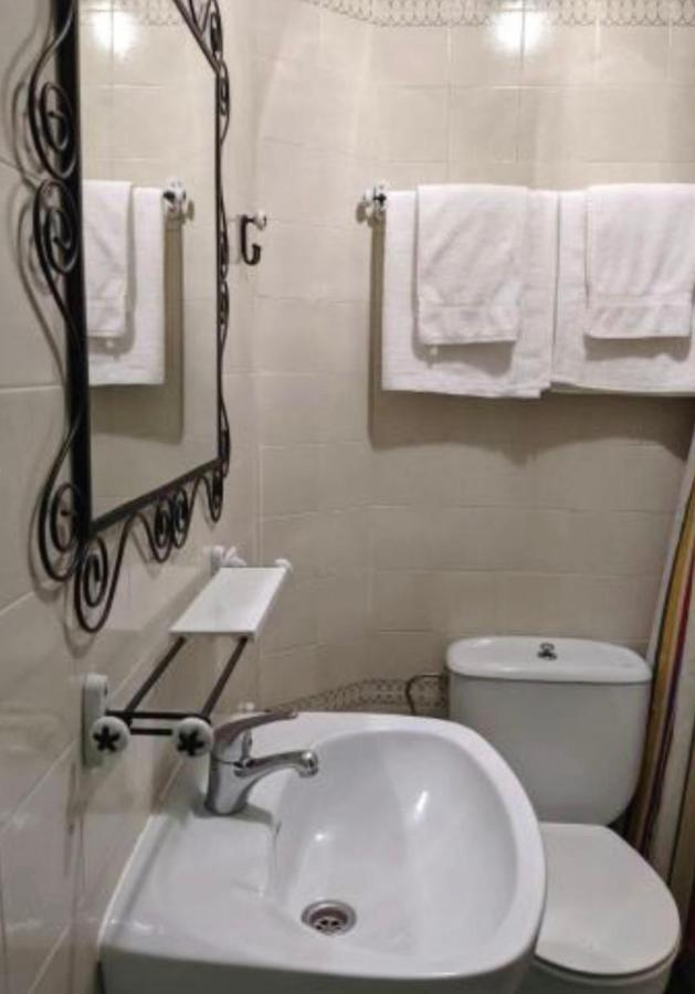 Hostal Casa Chore Hinojosa de Duero Екстериор снимка