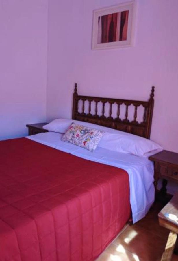 Hostal Casa Chore Hinojosa de Duero Екстериор снимка